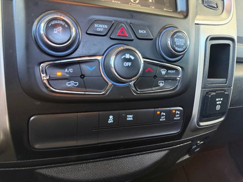 Used 2016 RAM 1500 Big Horn RWD image 24