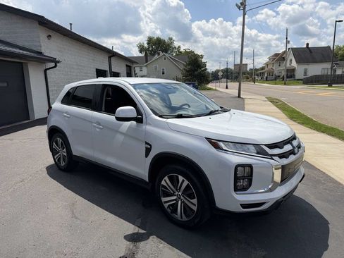 Used 2022 Mitsubishi Outlander Sport ES AWD/4WD image 6
