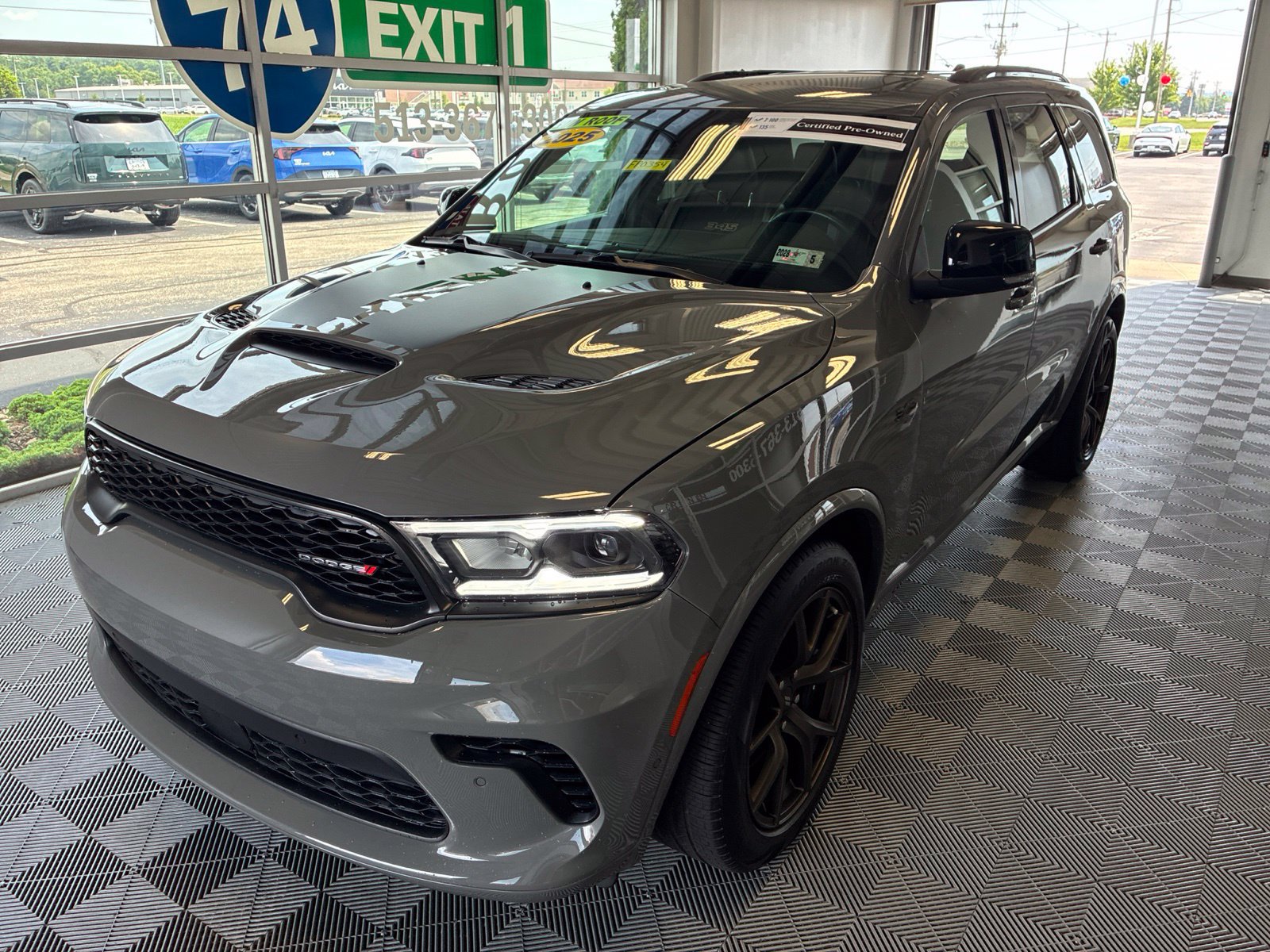 Used 2025 Dodge Durango R/T AWD/4WD image 3