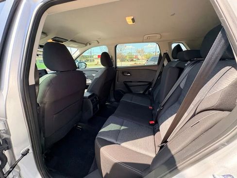 Used 2022 Nissan Rogue SV FWD image 20