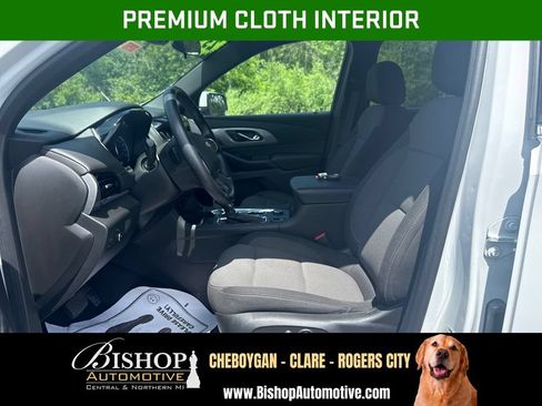 Used 2023 Chevrolet Traverse LT AWD/4WD image 5
