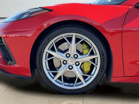 Used 2020 Chevrolet Corvette Stingray Premium Cpe w/ 3LT Preferred Equipment Group image 38