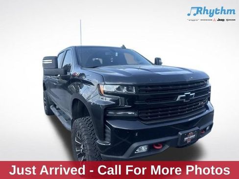 Used 2020 Chevrolet Silverado 1500 LT Trail Boss AWD/4WD image 1