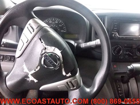 Used 2019 Nissan NV200 SV image 10