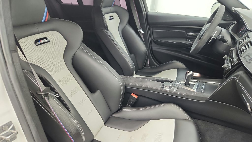 Used 2018 BMW M3 CS w/ Executive Package RWD image 56