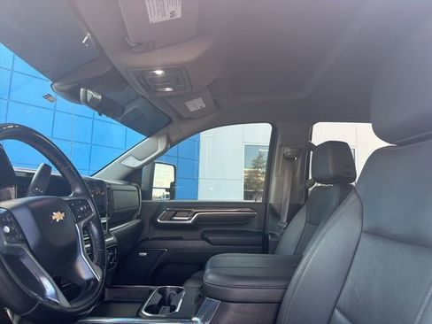 Used 2024 Chevrolet Silverado 2500 LTZ w/ LTZ Premium Texas Edition image 16