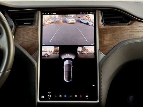 Used 2018 Tesla Model X 100D image 18