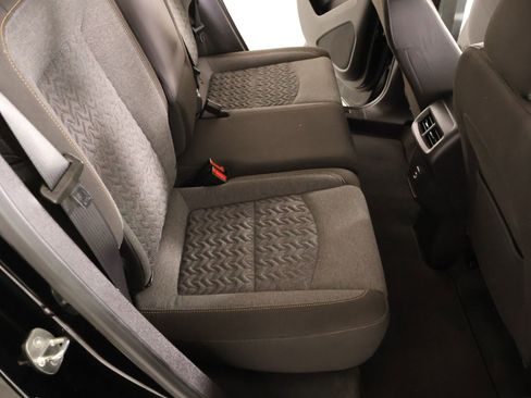 Used 2024 Chevrolet Equinox LT FWD image 13