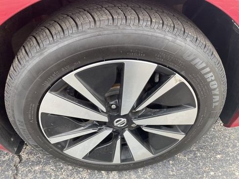 Used 2019 Nissan Altima 2.5 SV image 18
