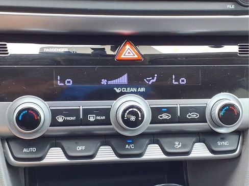 Used 2019 Hyundai Elantra Value Edition image 17