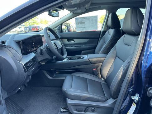 Certified 2025 Nissan Murano SL image 4