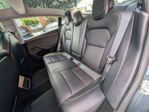 Used 2024 Tesla Model 3 Long Range RWD image 18