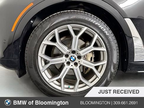 Used 2021 BMW X7 xDrive40i w/ Parking Assistance Package image 32