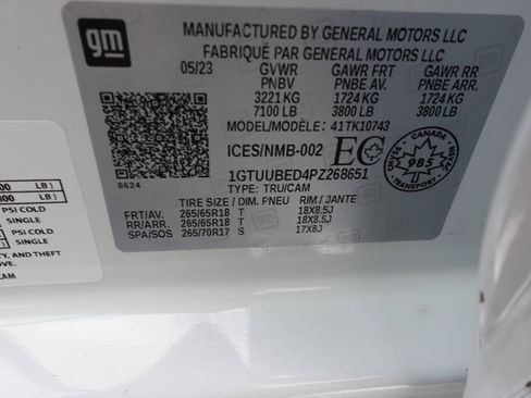 Used 2023 GMC Sierra 1500 SLE w/ X31 Off-Road Package AWD/4WD image 21