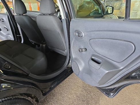 Used 2019 Nissan Versa S Plus image 27