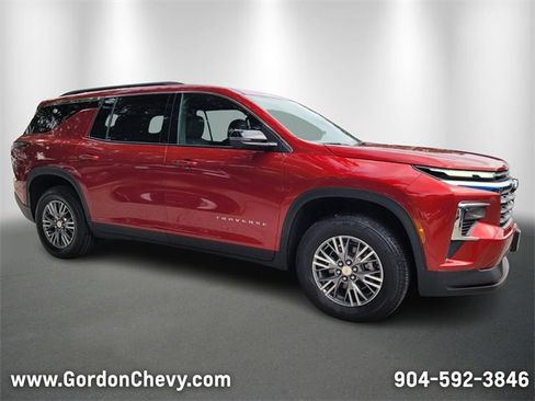 New 2025 Chevrolet Traverse LT w/ Driver Confidence Package image 7