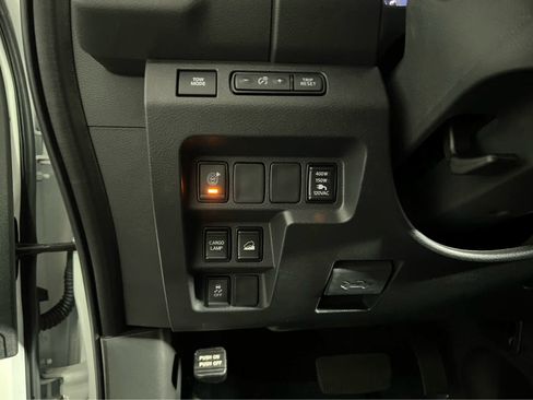 Used 2025 Nissan Frontier SV w/ SV Convenience Package AWD/4WD image 19