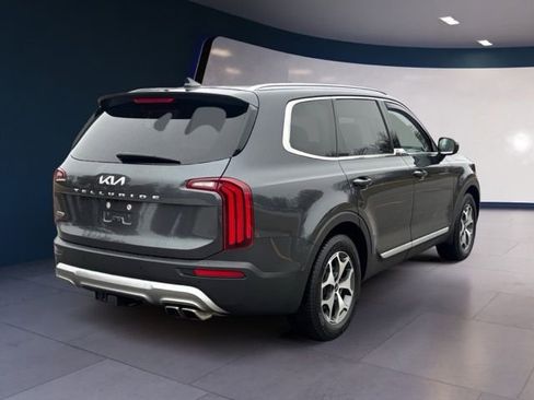 Certified 2022 Kia Telluride EX w/ Towing Package image 5
