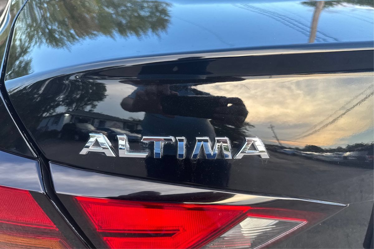 Used 2021 Nissan Altima 2.5 S FWD image 22