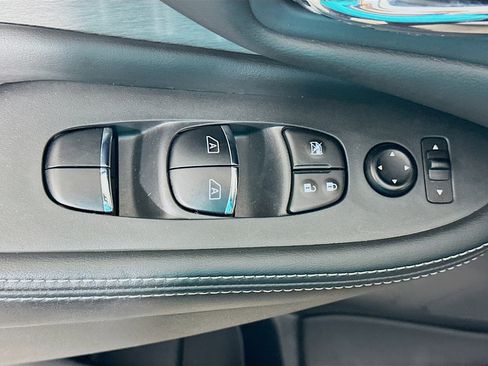 Used 2023 Nissan Murano SL image 15