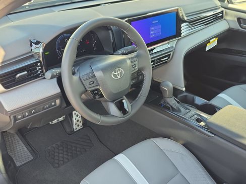 New 2026 Toyota Camry SE FWD image 12