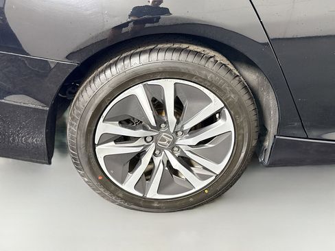 Used 2022 Honda Accord Hybrid image 33