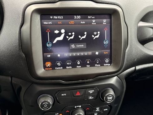 Used 2021 Jeep Renegade Limited w/ Sun & Sound Group AWD/4WD image 13
