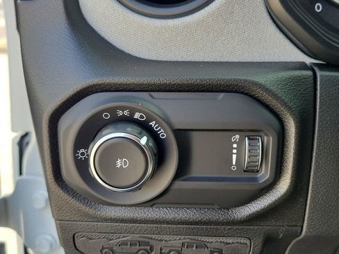 New 2026 Jeep Wrangler Willys AWD/4WD image 19