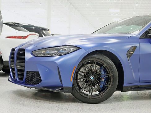Used 2021 BMW M4 Coupe w/ Executive Package RWD image 2