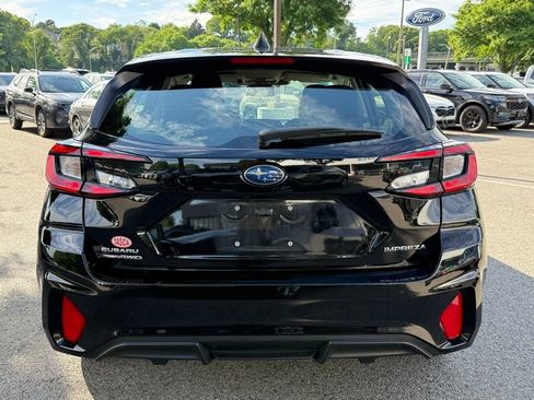 Used 2024 Subaru Impreza 2.0i AWD/4WD image 9