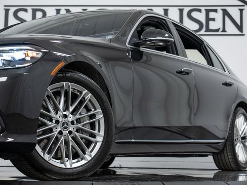 Used 2022 Mercedes-Benz S 580 4MATIC Sedan image 27