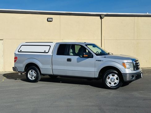 Used 2010 Ford F150 XLT image 3