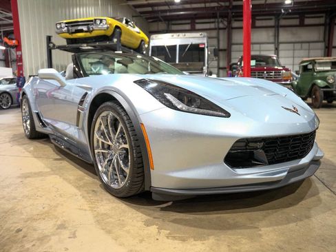 Used 2017 Chevrolet Corvette Grand Sport image 12