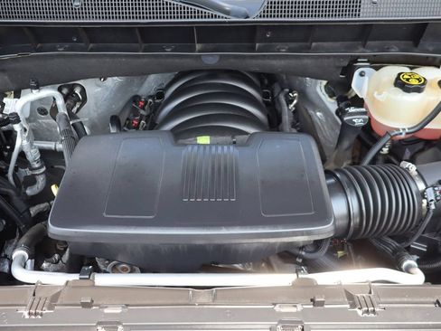 Used 2022 Chevrolet Silverado 1500 LT Trail Boss w/ Bed Protection Package AWD/4WD image 30