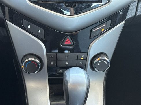Used 2012 Chevrolet Cruze LS w/ Connectivity Package FWD image 26