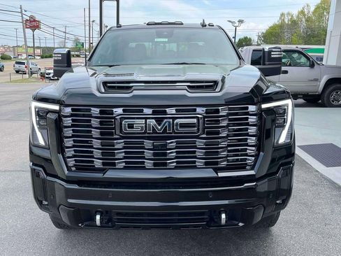 New 2026 GMC Sierra 3500 Denali Ultimate AWD/4WD image 8