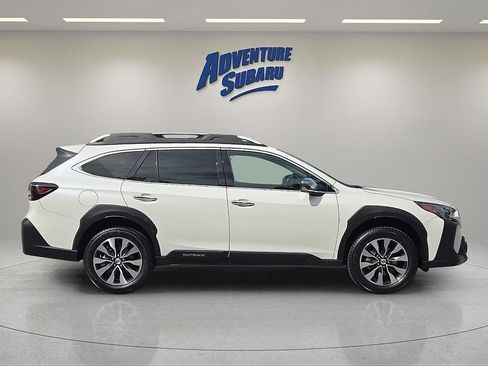 Certified 2024 Subaru Outback Touring AWD/4WD image 7