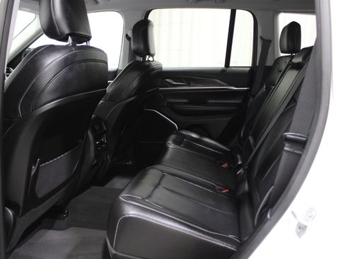 Used 2022 Jeep Grand Cherokee Limited 4xe image 27