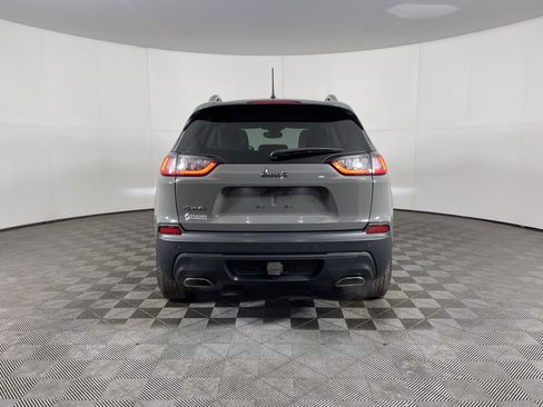 Used 2020 Jeep Cherokee Latitude Lux w/ Comfort/Convenience Group image 4