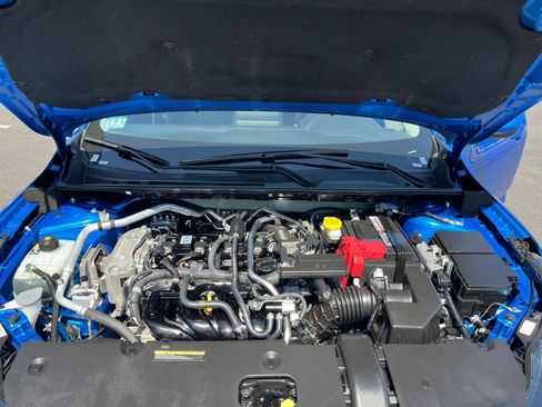 Used 2025 Nissan Sentra SV FWD image 32