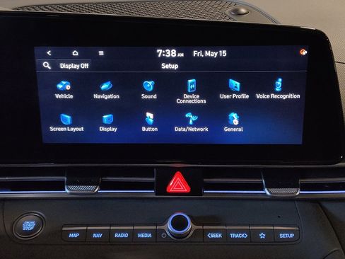 Used 2024 Hyundai Elantra SEL FWD image 25