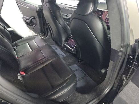 Used 2022 Tesla Model S Plaid image 25