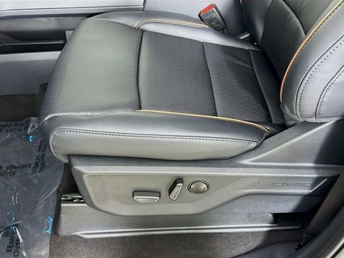 New 2026 Ford F250 Lariat w/ Black Appearance Package image 20