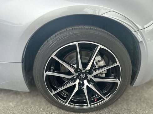 Used 2023 Toyota GR86 w/ ALL Weather Mat Package (TMS) RWD image 10