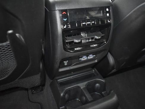 Used 2024 Jeep Grand Cherokee L Limited w/ Luxury Tech Group II AWD/4WD image 33