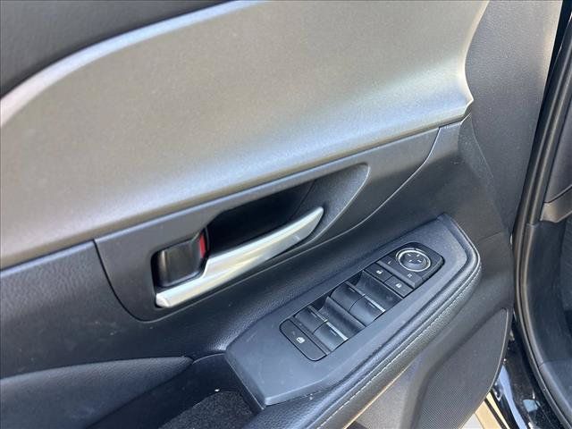 Certified 2025 Toyota Grand Highlander AWD image 12