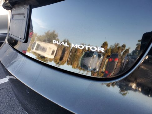 Used 2019 Tesla Model 3 Long Range image 7