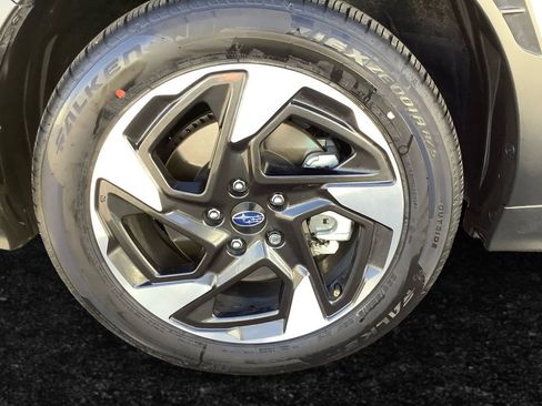 Used 2025 Subaru Crosstrek 2.5i Limited w/ Crosstrek Mirror Package image 27