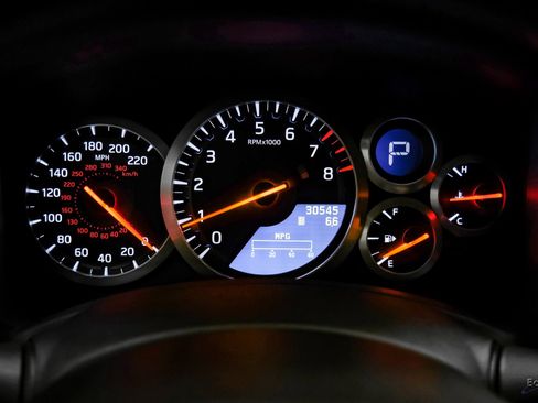 Used 2013 Nissan GT-R Premium image 68