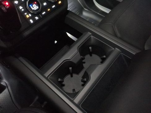New 2026 Land Rover Defender 110 S AWD/4WD image 22